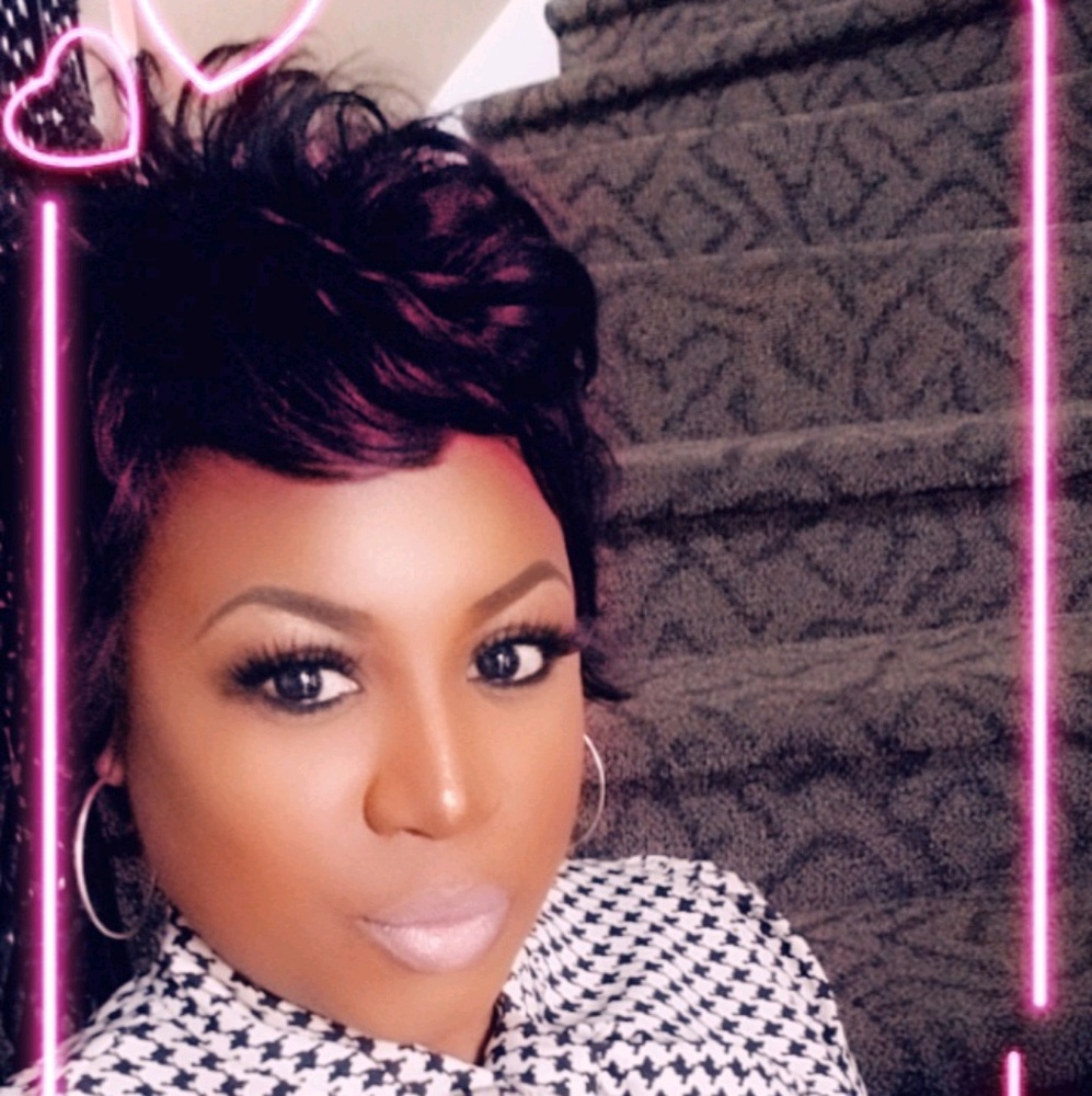 Meet your Posher, Malaika